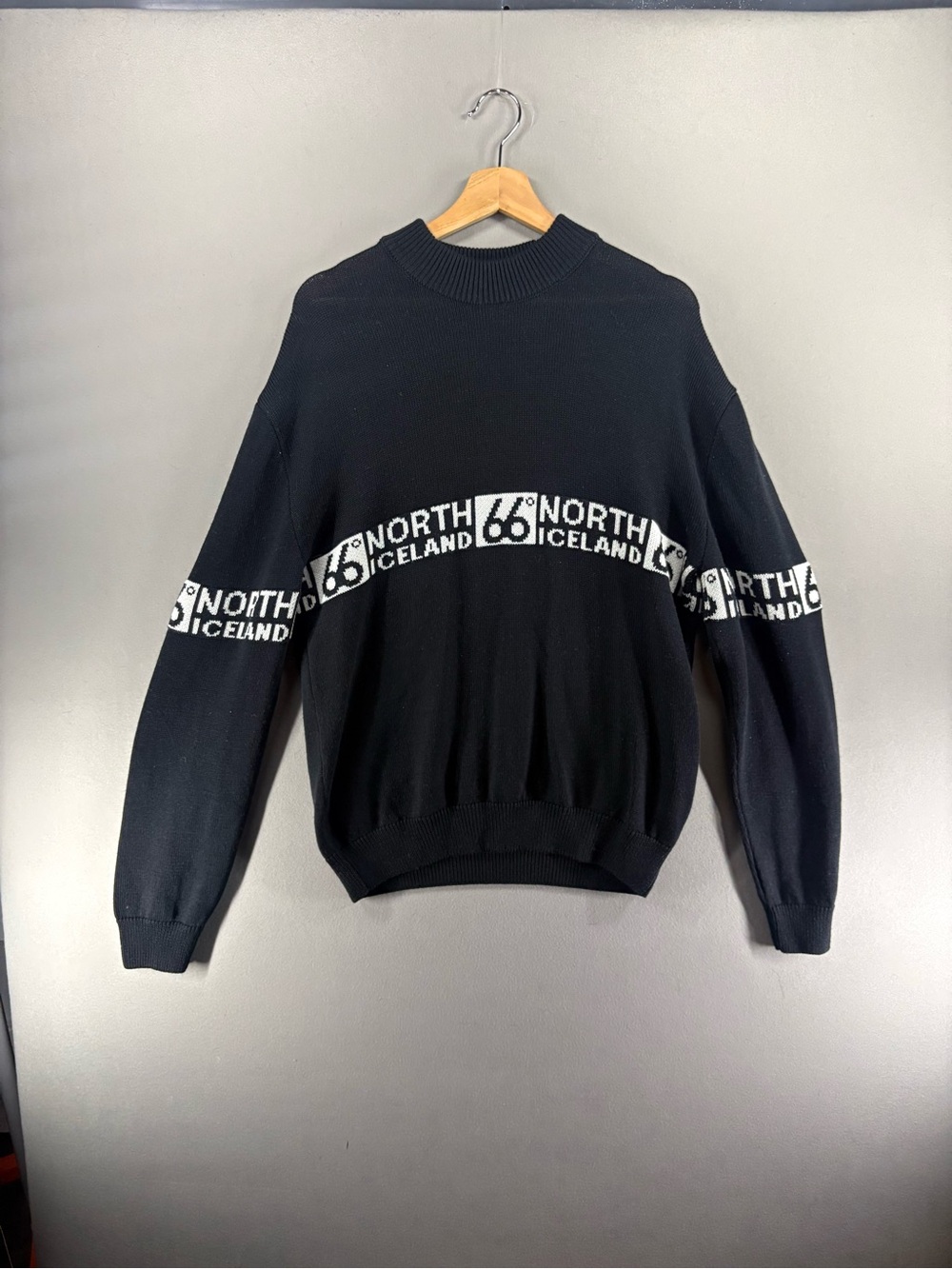 66 North Iceland Men’s Large Sweater Mock Neck Winter Ski Wool Blend Black